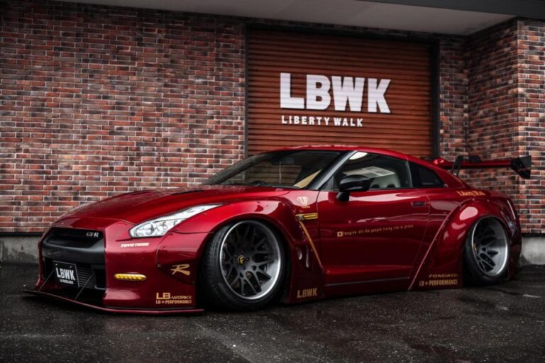 Tokyo: Liberty Walk GT R R Ride From Daikoku Quick Takeaways