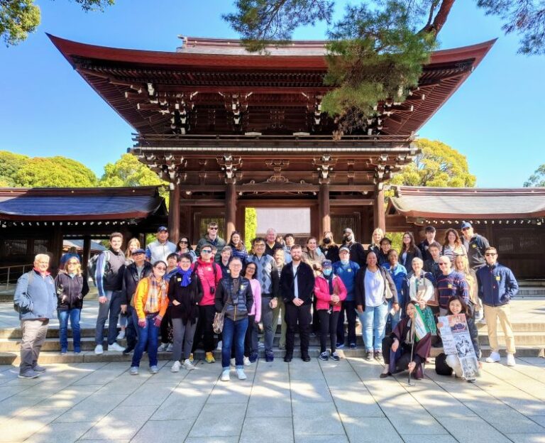 Tokyo: Morning Sightseeing Bus Tour Quick Takeaways