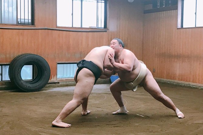 Tokyo Sumo Morning Practice Tour in Ryogoku With Sumo Lunch - Savoring a Sumo-inspired Lunch in Ryogoku
