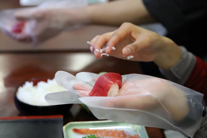 Tsukiji Fish Market Visit With Sushi Making Experience - Mastering the Art of Sushi Making