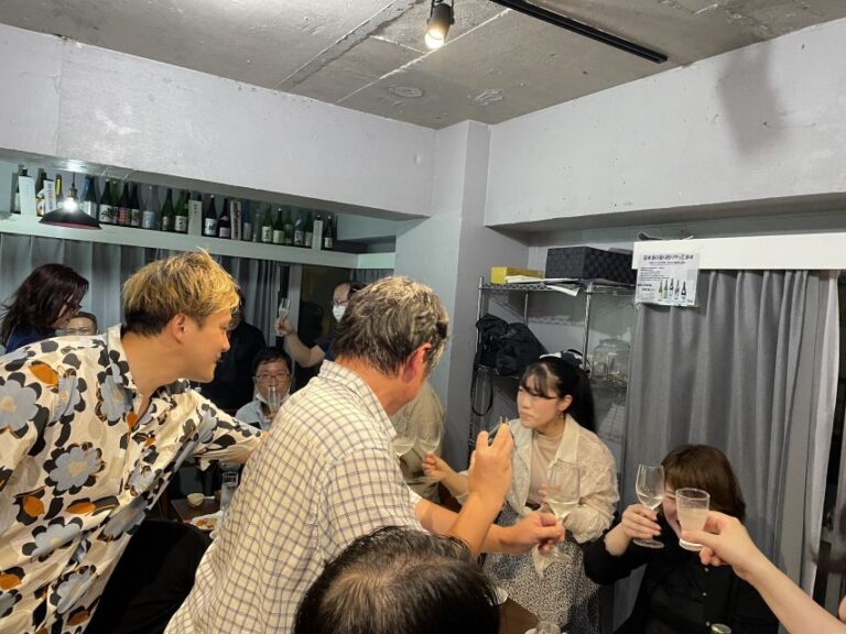 Tsukiji: Unlimited Sake Tasting Experience Quick Takeaways